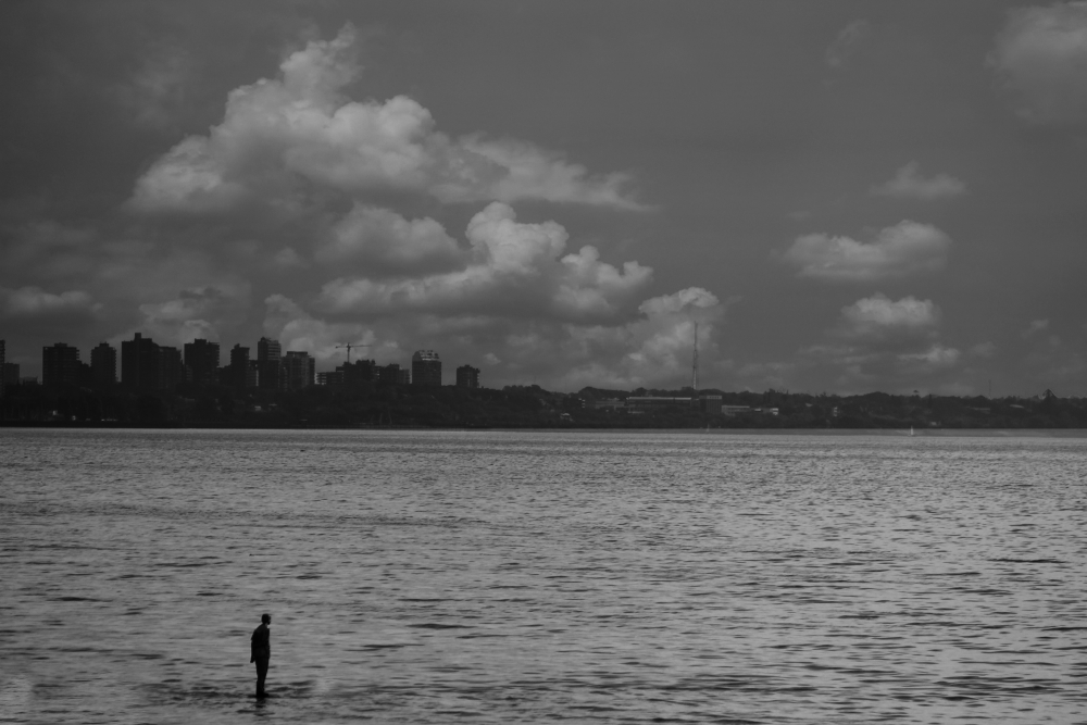 "Mirando el horizonte" de Sebastian Maldonado