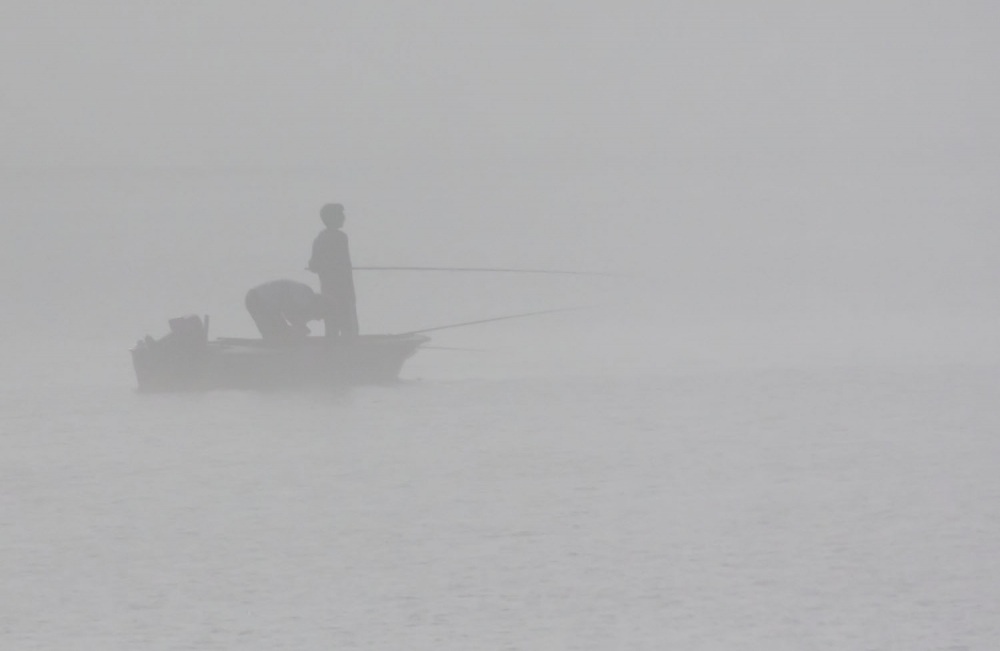 "pescdores en la niebla" de Edith Polverini