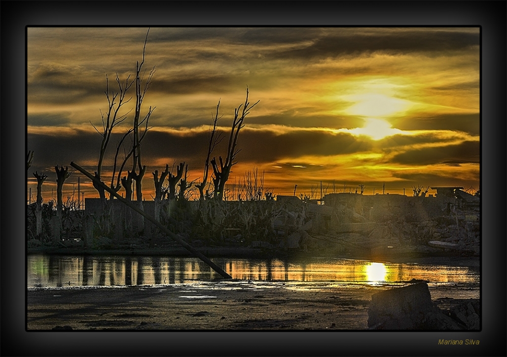 "El mismo atardecer...Epecuen" de Mariana Silva