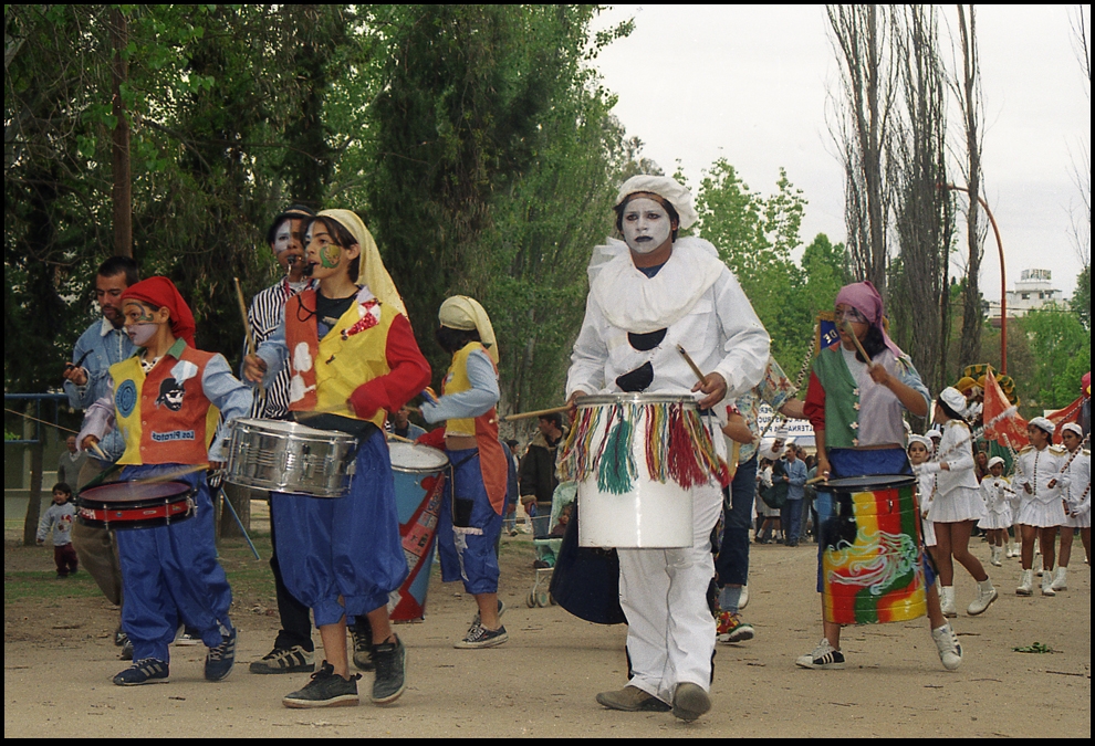 "Lleg la murga" de Jorge Vicente Molinari