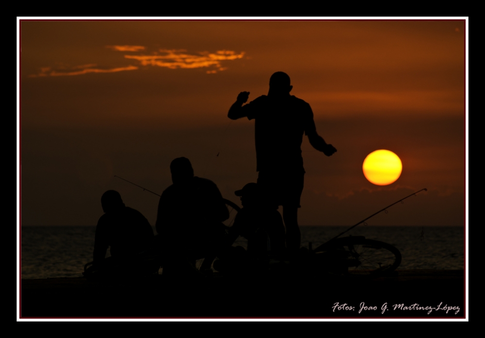 "Con el sol a cuestas" de Joao Gabriel Martnez Lpez