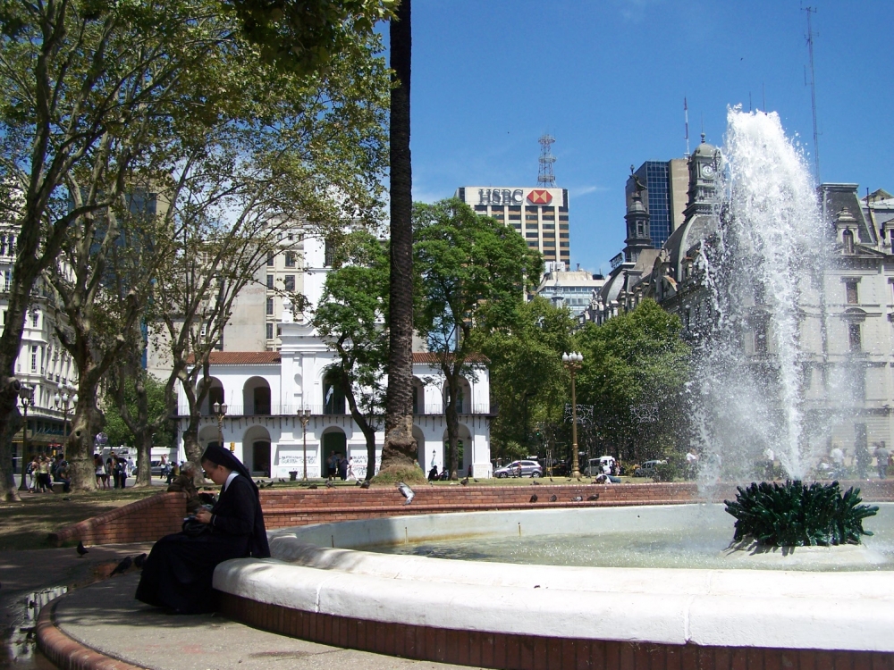 "`La hermanita y el chorro`" de Jos Luis Mansur