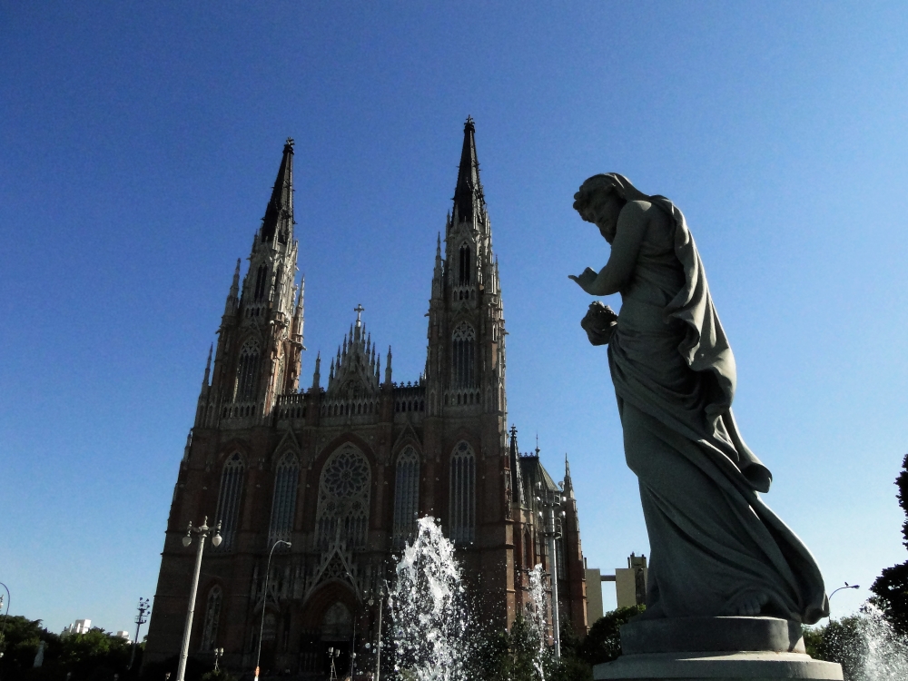 "Invierno y la catedral" de Sebastian Santi