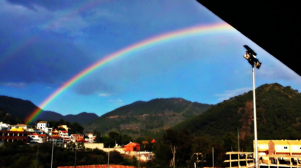 "despues de la tormenta el arcoiris" de Pascual Navarro