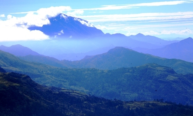 "Monte Ramelau, Timor Leste" de Len Quintanilha