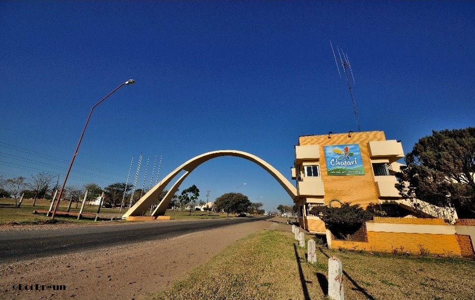 "El arco de entrada" de Juan Jos Braun