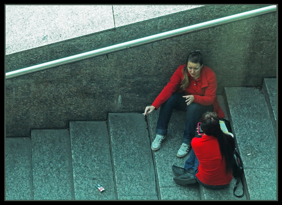 "Fumando en la escalera" de Jorge Vicente Molinari