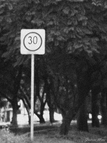 "30 Km" de Gustavo Rodriguez Mena