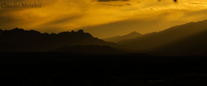 "Atardecer en Malargue" de Claudio Roberto Mendez