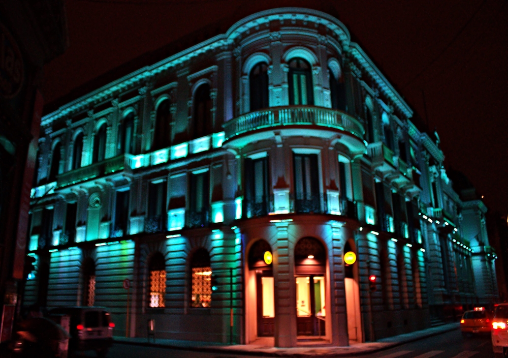 "Nocturna Banco Provinca de Cordoba" de Eduardo Rene Cappanari