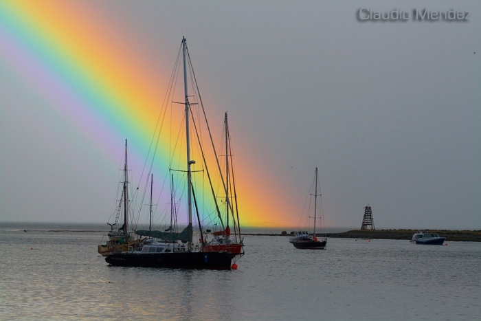 "Arco iris sureo" de Claudio Roberto Mendez