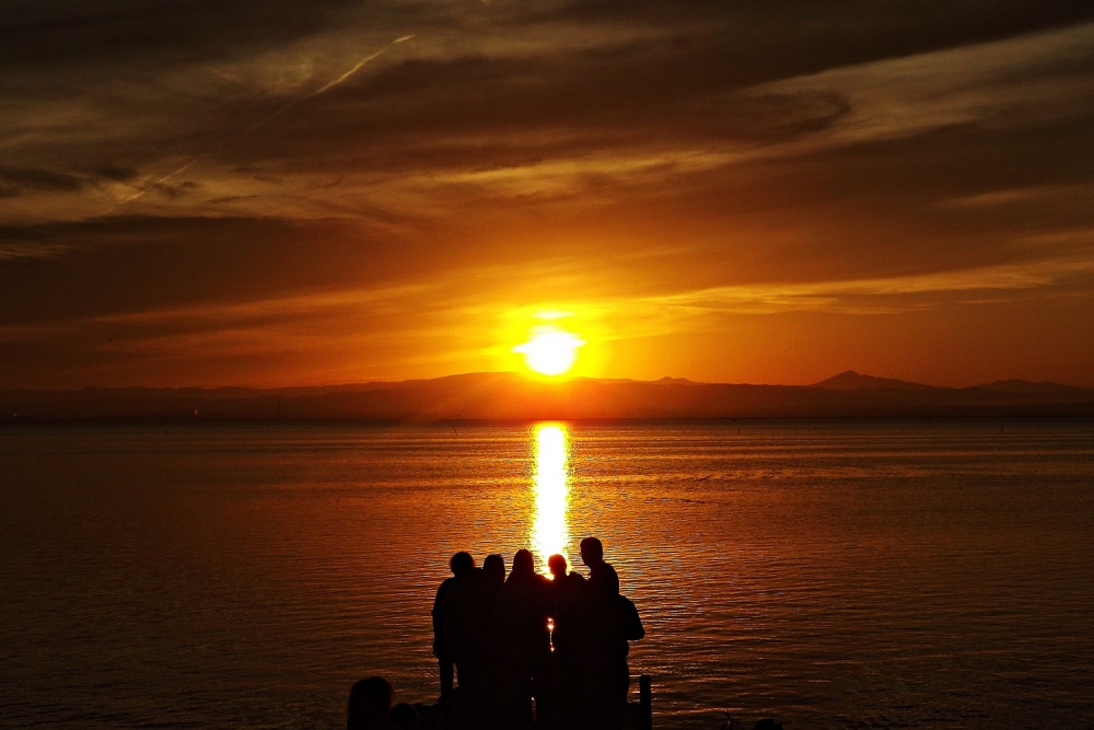 "atardecer de Domingo" de Pascual Navarro