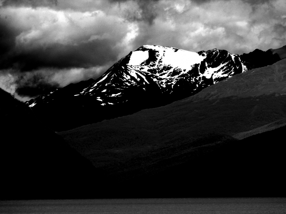 "Lago Roca" de Juan Carlos Barilari