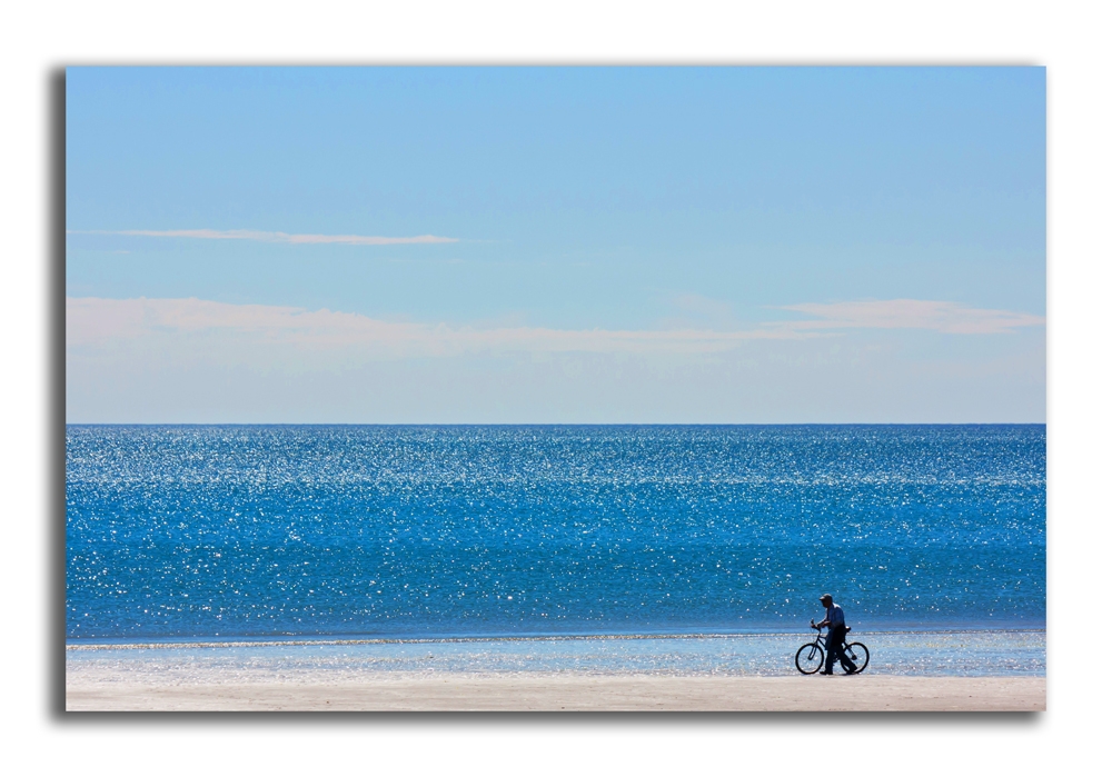 "El viejo y su bicicleta" de Robinson Palleres