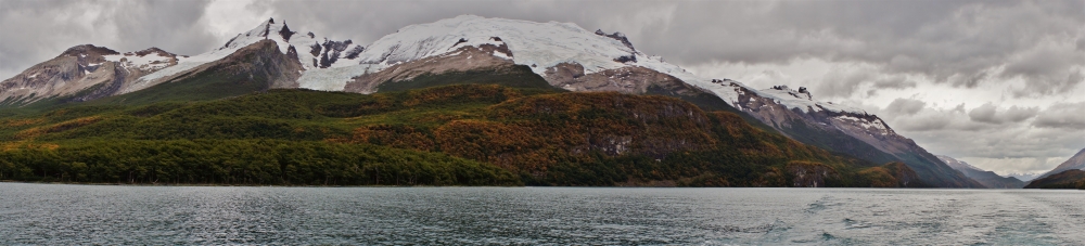 "lago del desierto II" de Ruben Alex Villarroel