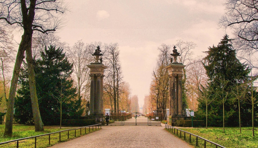 "Entrada al Parque" de Jos Medin Arnau Cantavella