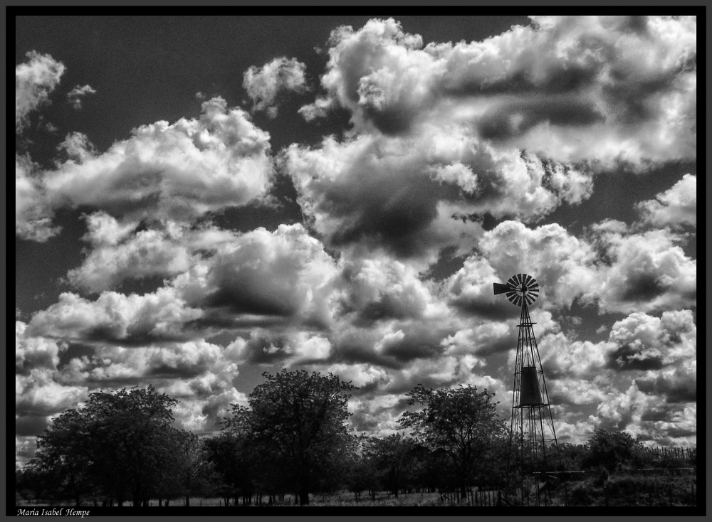 "Las nubes y el viento..." de Maria Isabel Hempe