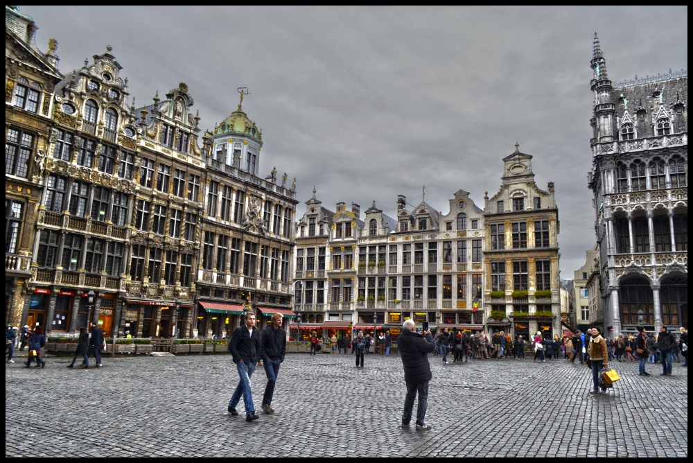 "Grand Place" de Luis Fernando Somma (fernando)