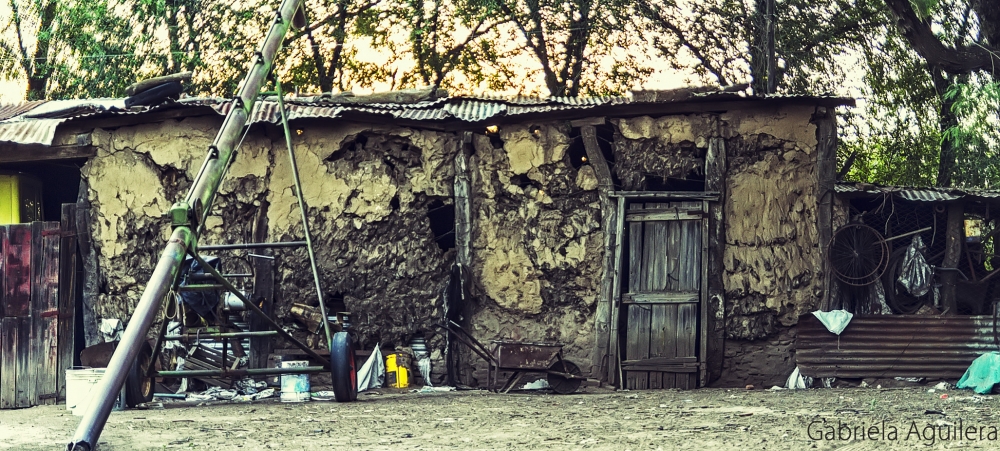 "Una vez fue una casa..." de Gabriela Aguilera