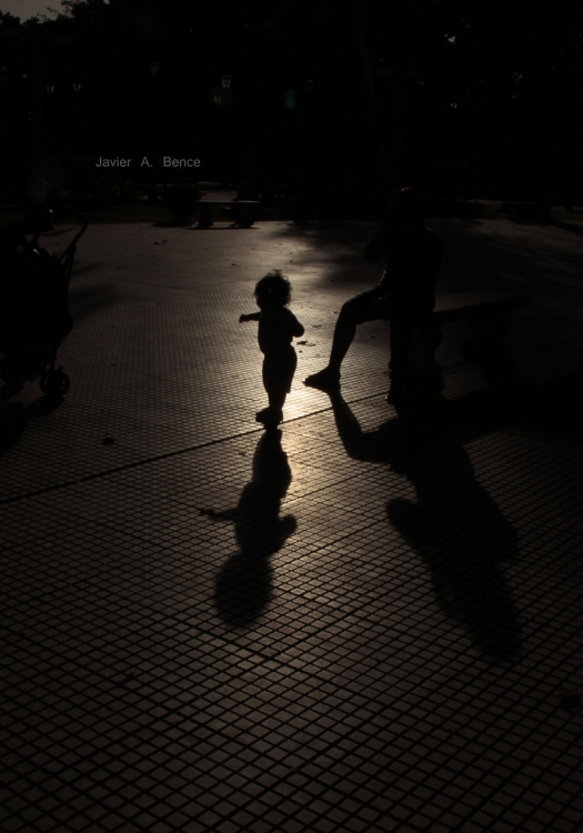 "Walking" de Javier Bence