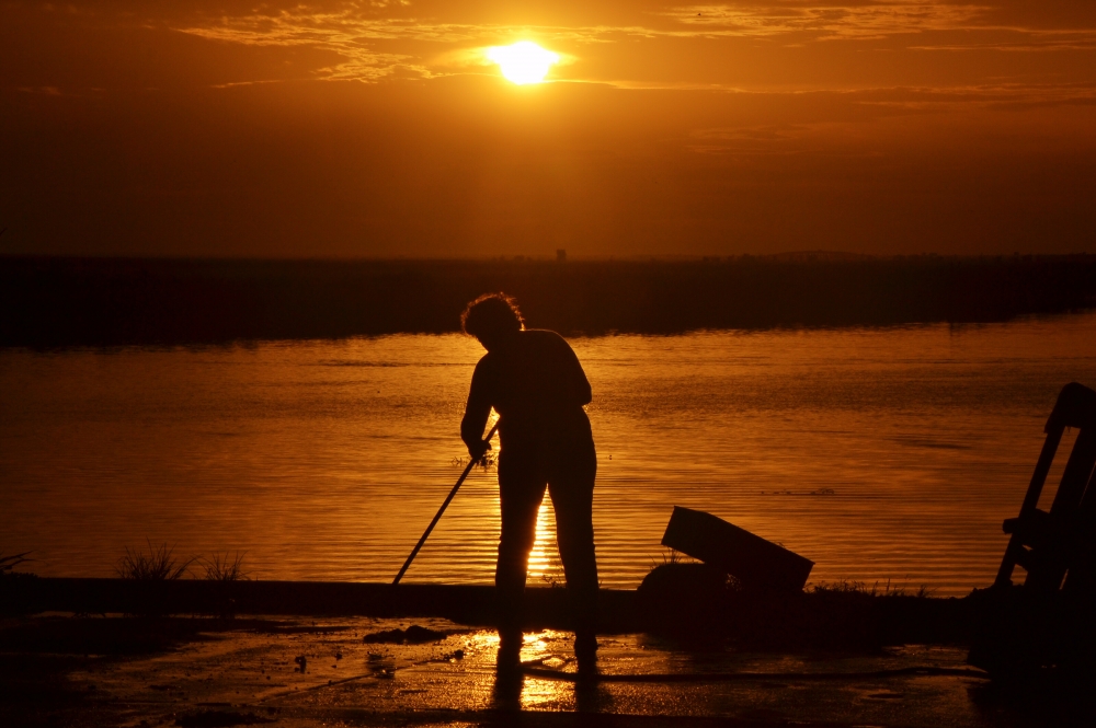 "LIMPIANDO EL RIO" de Marcelo Levit