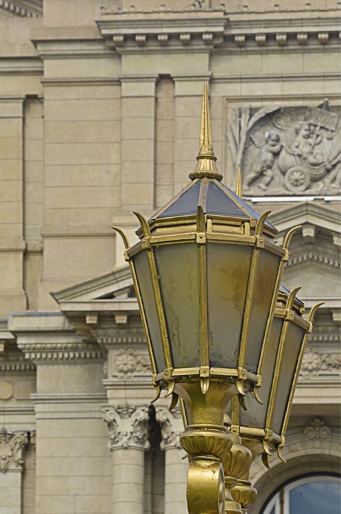 "Iluminacin en Plaza Lavalle" de Eduardo A. Fraguas