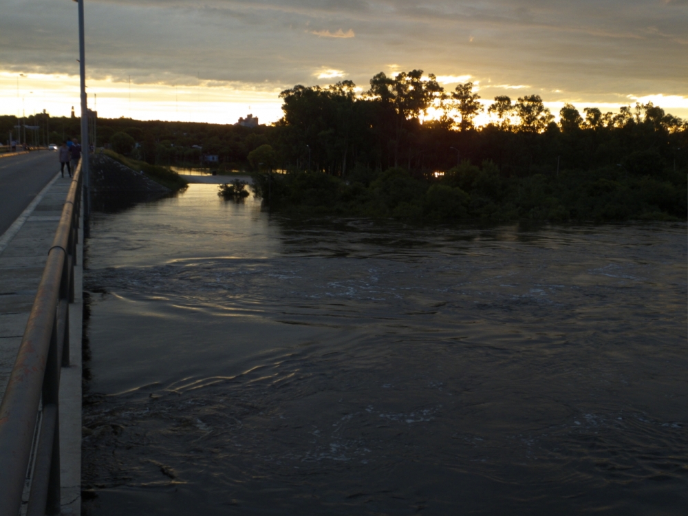 "Atardecer del martes, a pesar de la inundacin" de Juan Fco. Fernndez