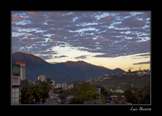 "Caracas y el Avila" de Luis Becerra