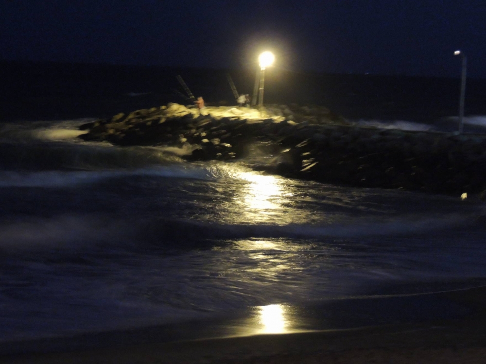 "Pescadores en la noche" de Alfredo Magadn