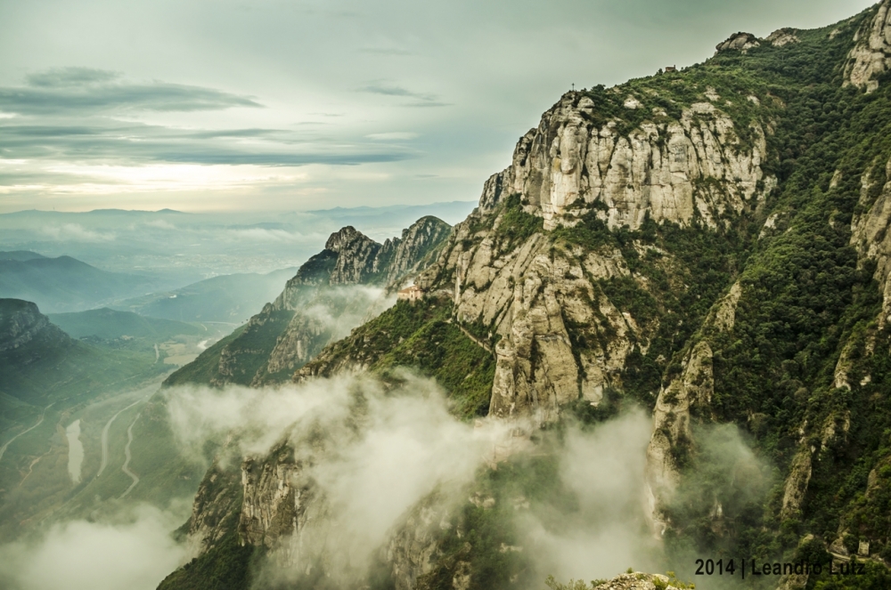 "Monasterio de Montserrat - Barcelona" de J. Leandro Lutz