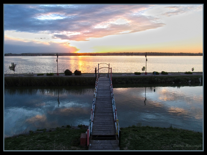 "Puente al atardecer" de Laura Noem Huizenga