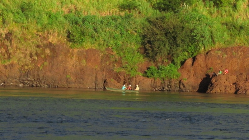 "pescando" de Jorge Fernandez Pites