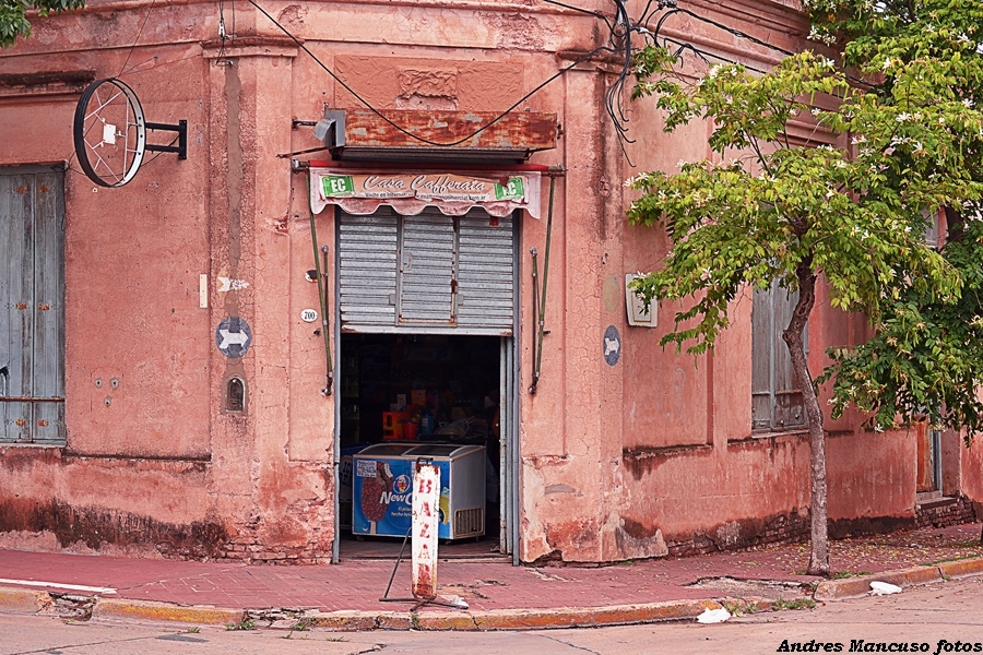 "Negocio de Pueblo" de Andres Mancuso