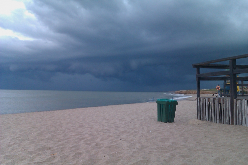 "Tormenta en Santa Clara" de Cristian Shmarsow