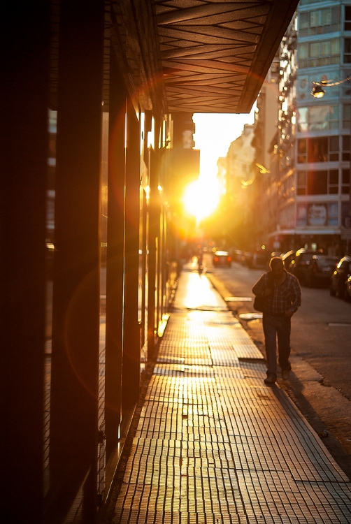 "Ocaso en microcentro" de Pablo Mozzarelli