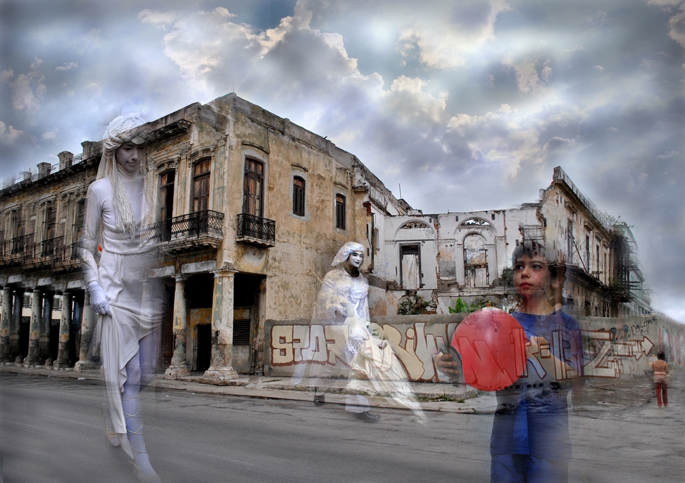 "Fantasmas de mi ciudad" de Hugo Carballo (oxido)