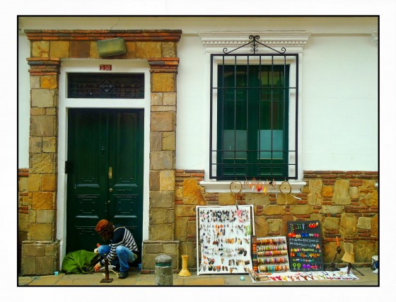 "Puestos callejeros de artesanos" de Ana Maria Walter
