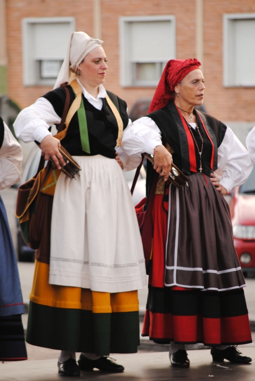 "asturianas guapas!!" de Claudia Avalos