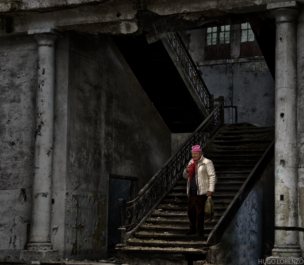 "La escalera" de Hugo Lorenzo