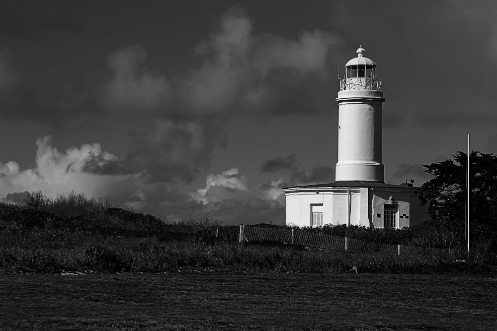 "El faro" de Gustavo Acosta