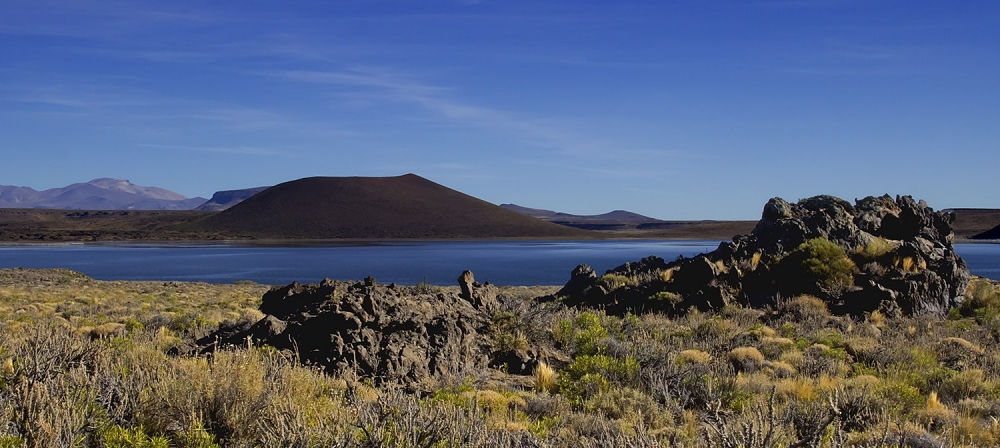 "P. N. Laguna Blanca" de Edith Polverini