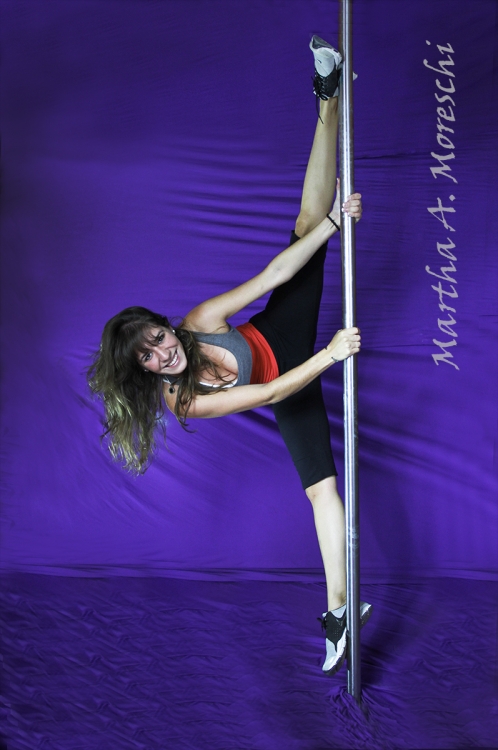 "Pole Fitness" de Martha A. Moreschi