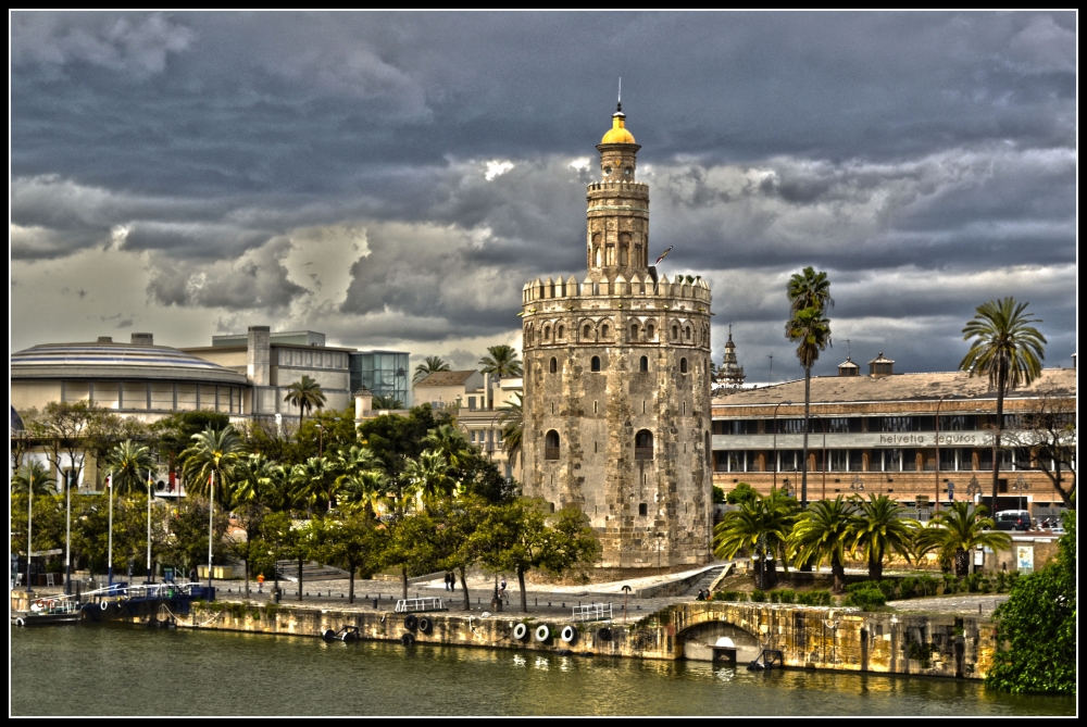 "Torre del Oro" de Luis Fernando Somma (fernando)