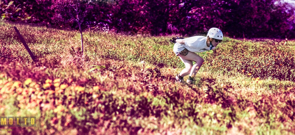 "Longboard entre Flores" de Fernando Sergio Molina Torres