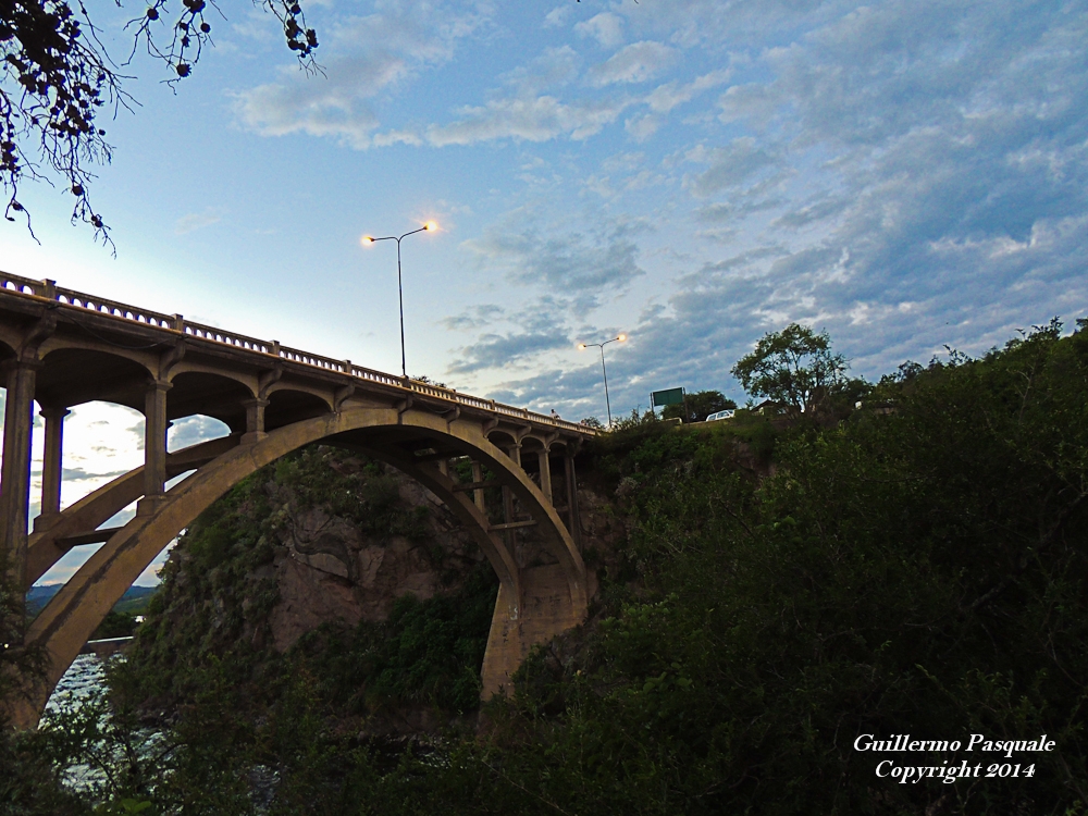 "El arco y el cielo" de Guillermo Daniel Pasquale