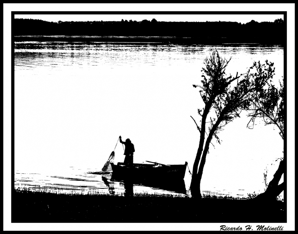"Poca pesca" de Ricardo H. Molinelli