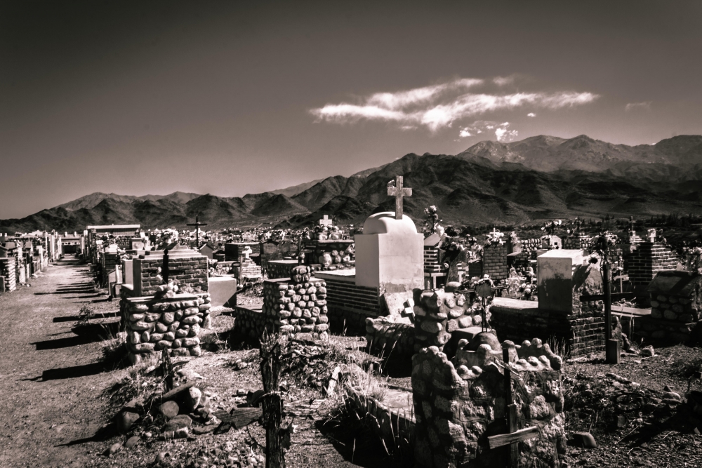 "Cementerio en lo alto" de Matias Bugallo
