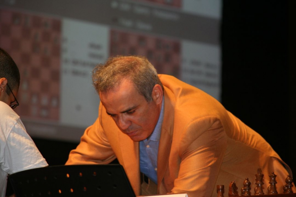 "Kasparov chess player" de Pablo Slavin