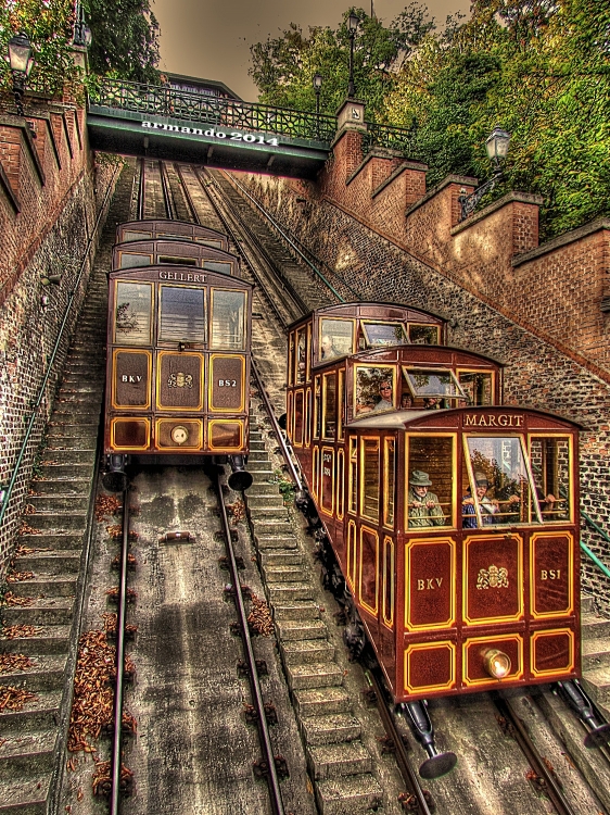 "Funicular a Buda, Budapest" de Armando Kazimierski