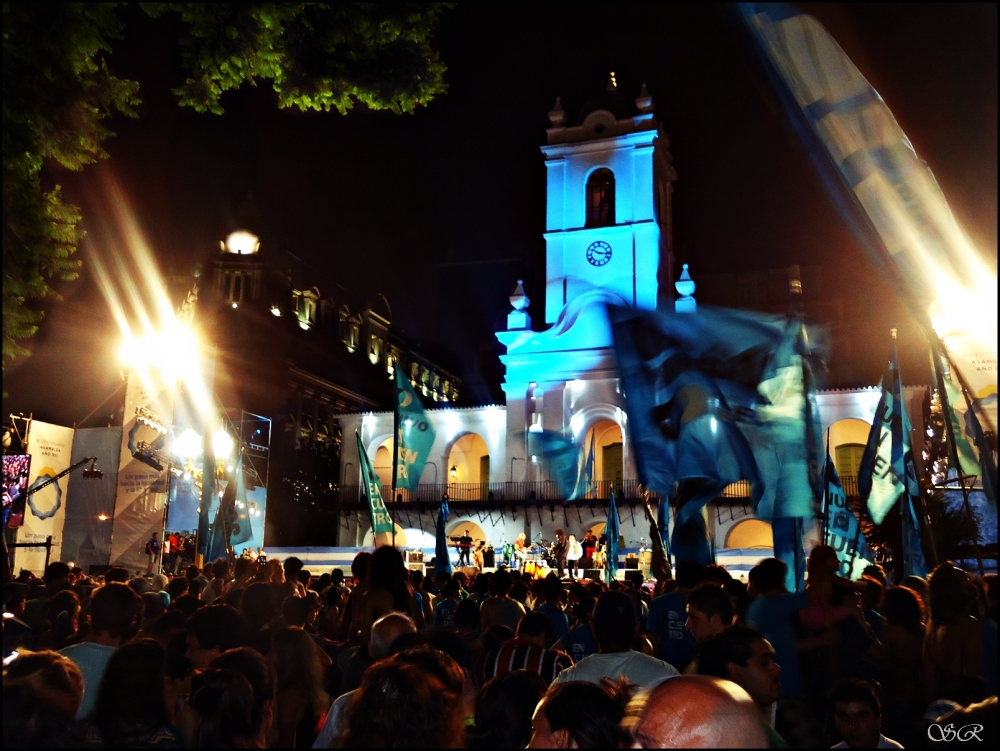 "Con el Cabildo de fondo" de Silvia Rodrigo